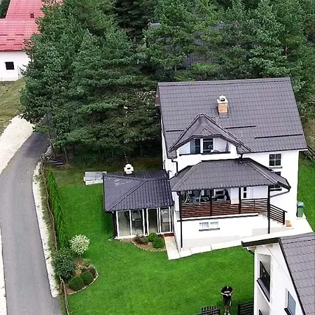Apartment Dzavric *