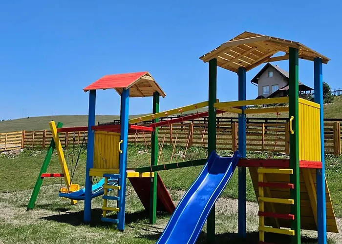 Апартаменты Dzavric *